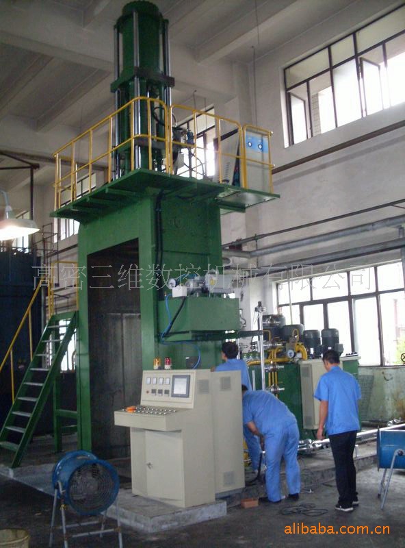 上海双钱轮胎1000T胶囊硫化机注射化改造项目